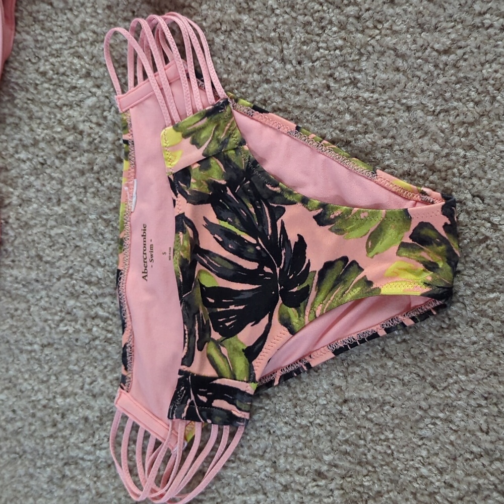 DONATED - Picture 2 of 10